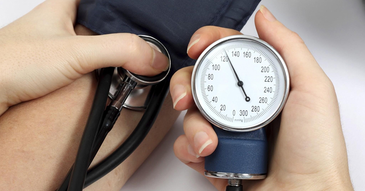 Come alzare la pressione bassa? Ipotensione: cause, sintomi e rimedi